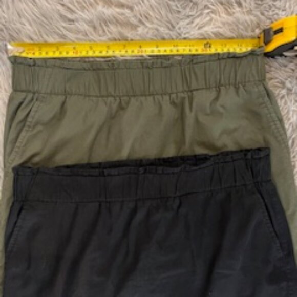 TWO Reitmans Skorts. Size 6 - Picture 4 of 7